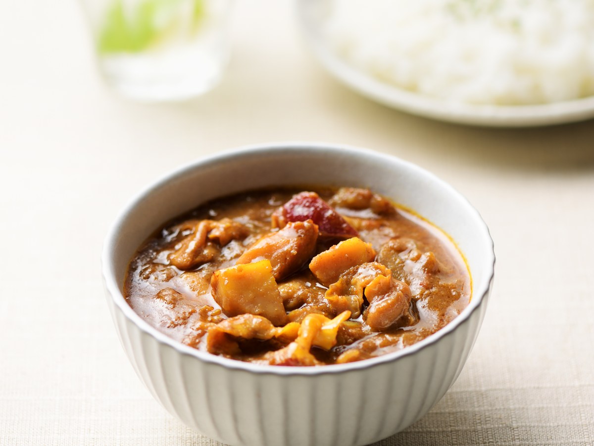スパイスの香り立つ本格カレーの一皿